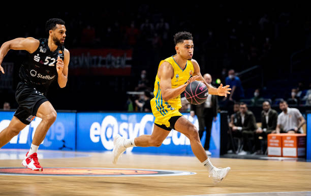 椰树之巅 椰树之巅