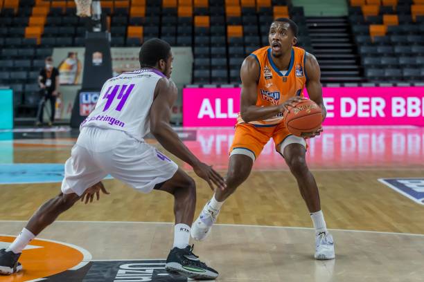 着球员的不 着球员的不