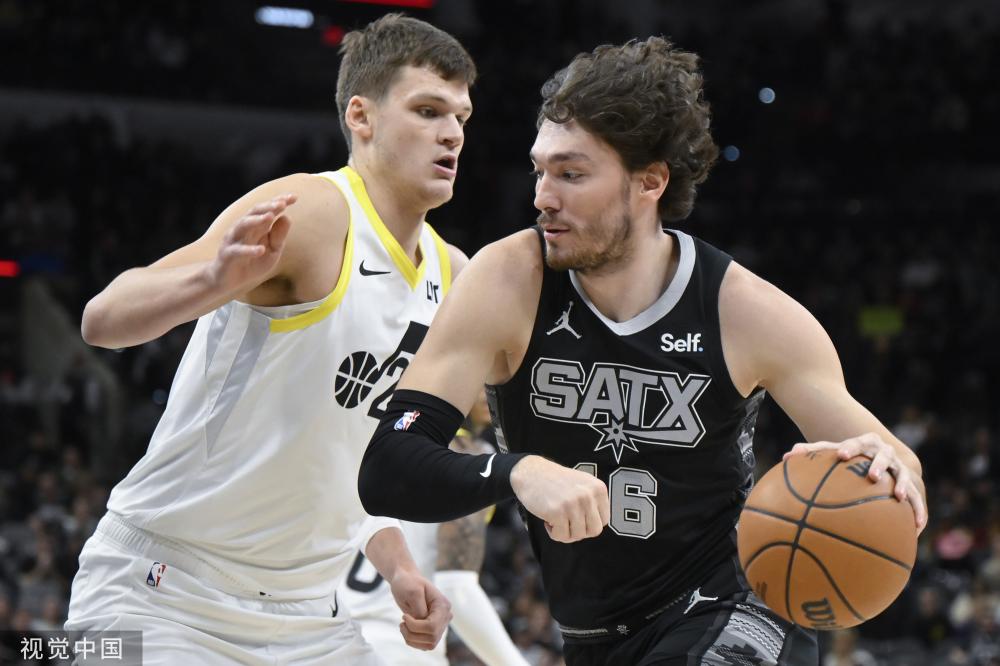 施密特是一 施密特是一